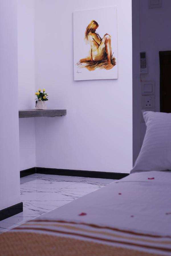 Triple Edge Villa Unawatuna Exterior photo